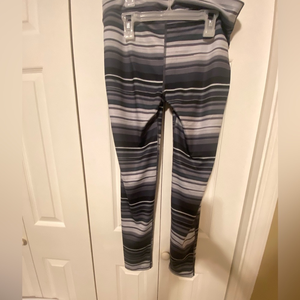Under Armour Youth Leggings Xl - Picture 2 of 7